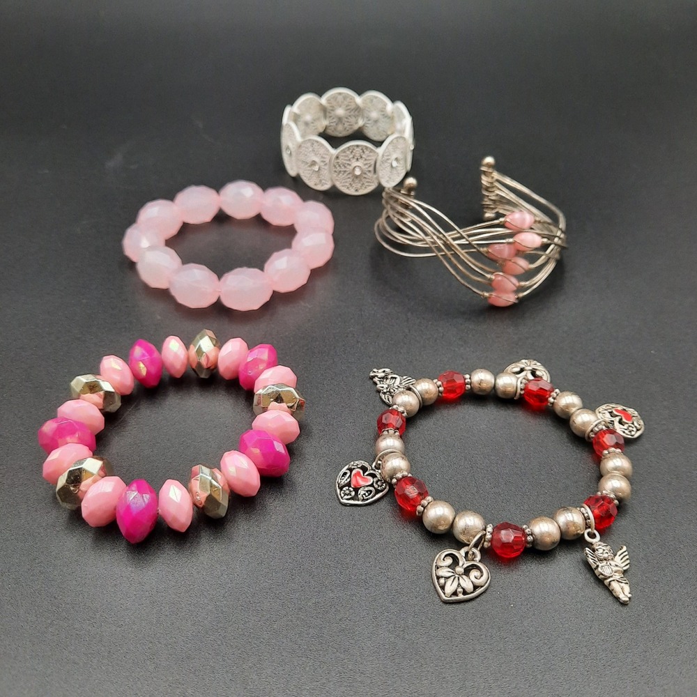 Vintage‎ Charm & Beaded Bracelet Lot – Pink & Red Beads, Hearts, Wire Cuff